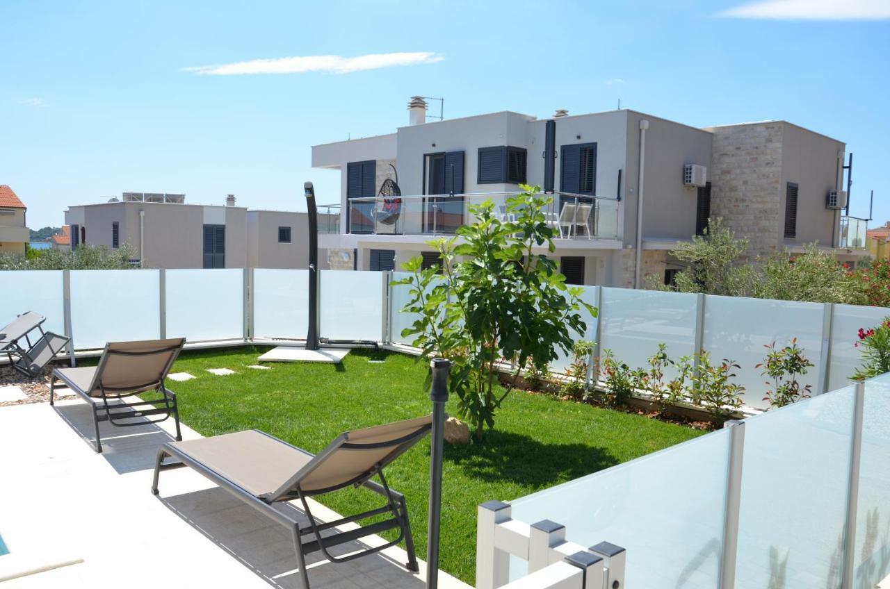 Villa Karen Vodice Grgurev Ante Kukure 93 المظهر الخارجي الصورة